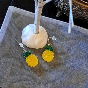 Hand crafted pineapple earrings NWT